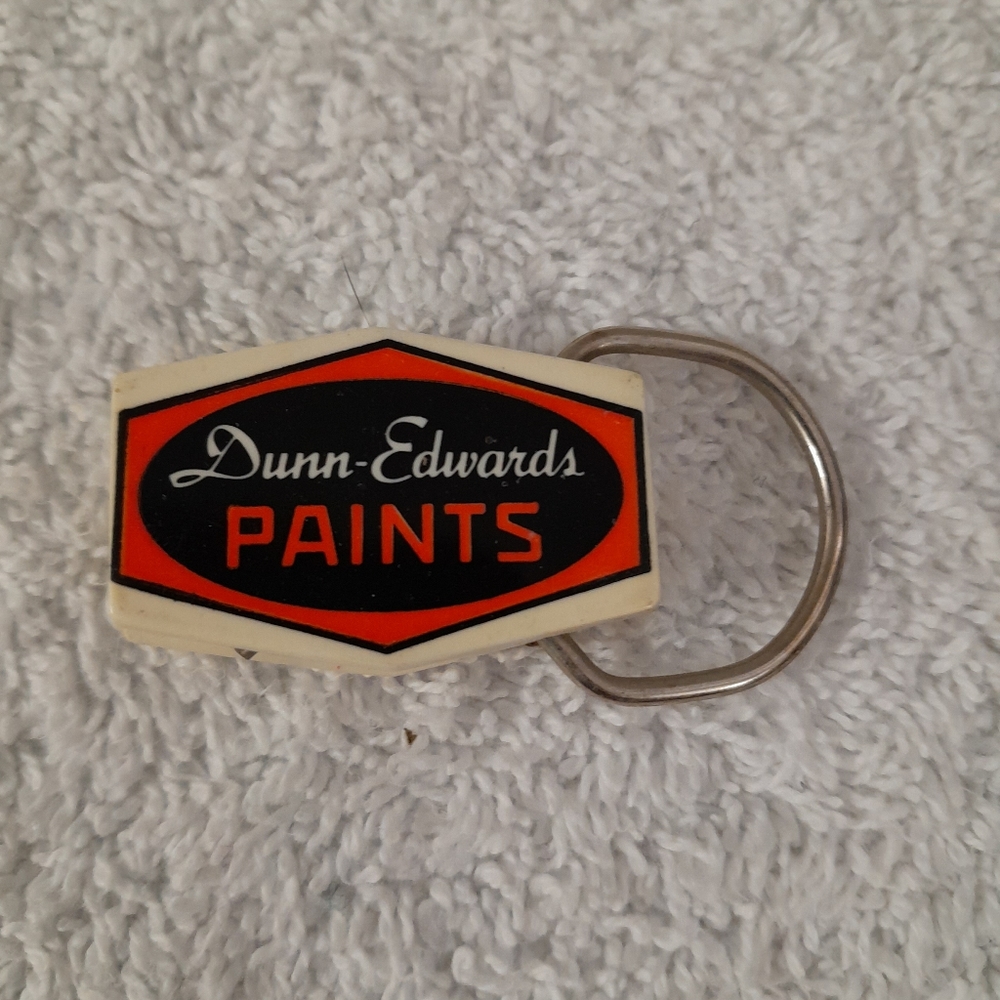 Dunn Edwards Keychain